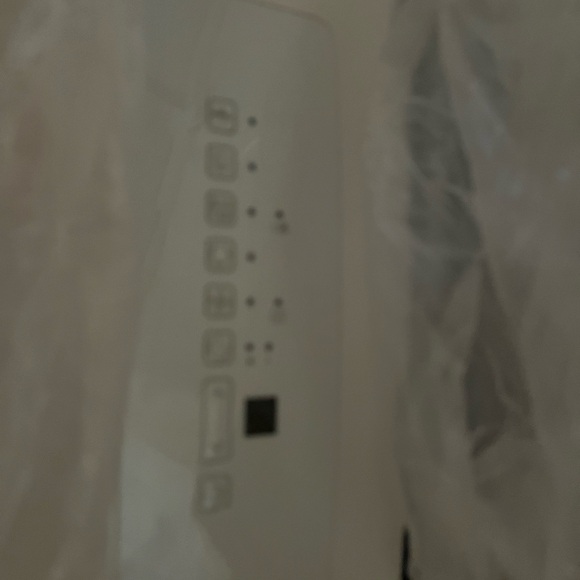 Danby DDR050BJP2WDB 50 Pint Dehumidifier with Pump in White Electronic - Picture 3 of 4